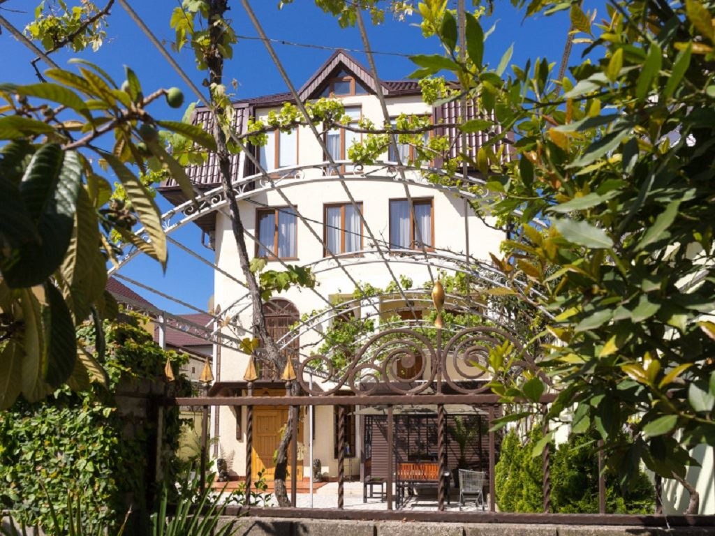 general-main-building