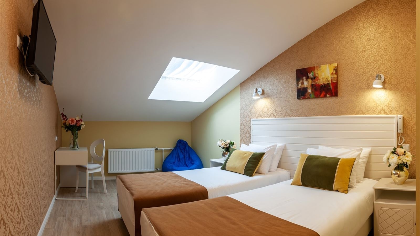 rooms-2местный-номер-мансардный