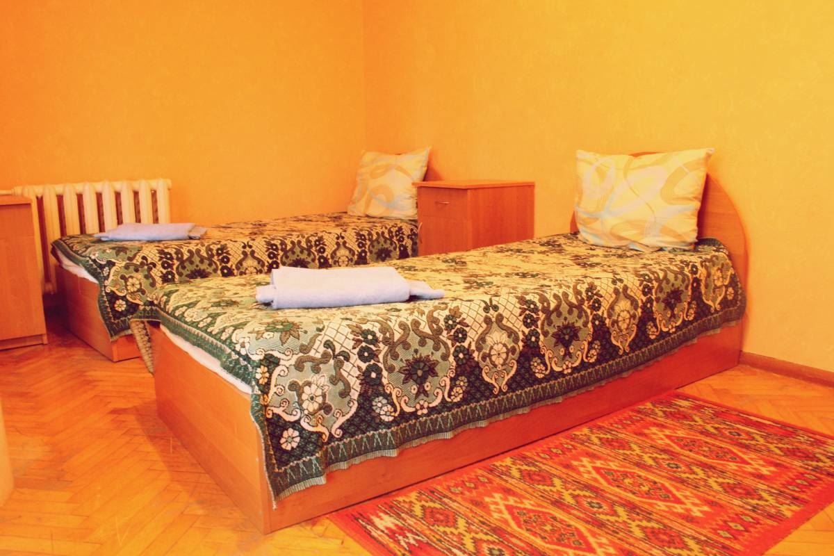 rooms-2local-building-1