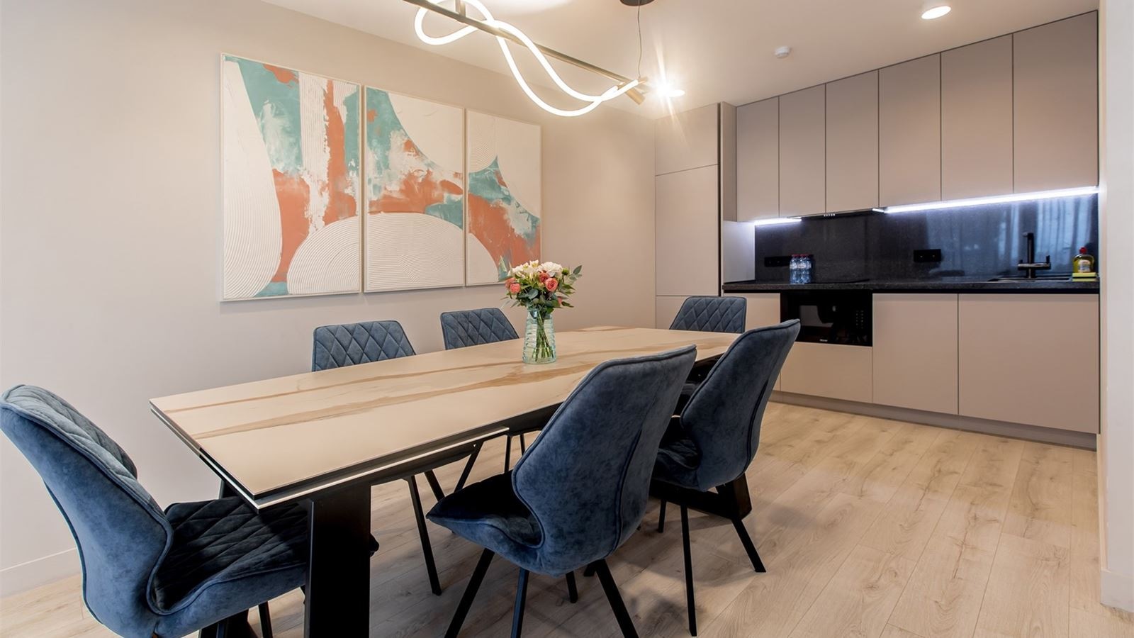 rooms-grand-dulux-sea