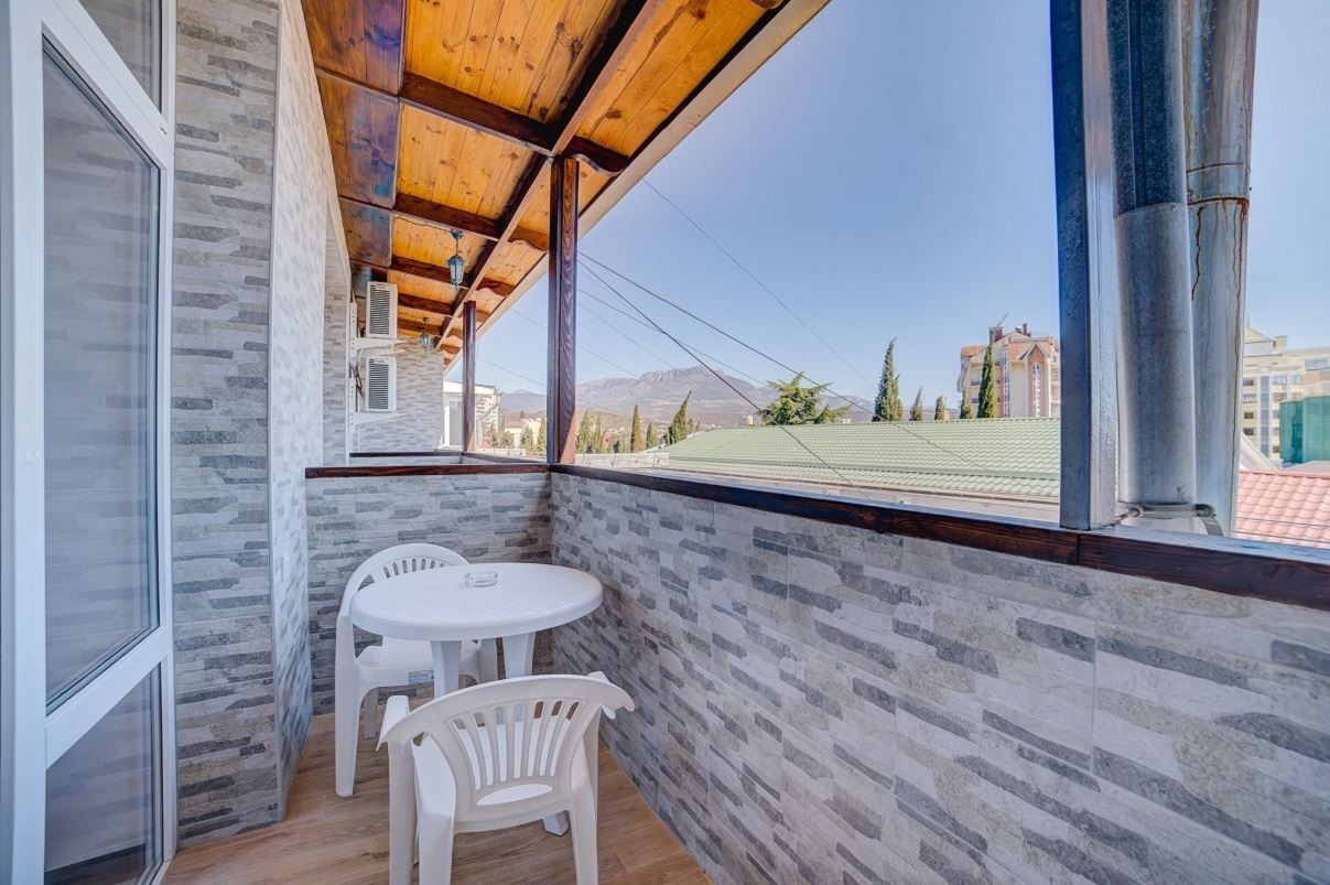 rooms-dbl-standart-with-balcon