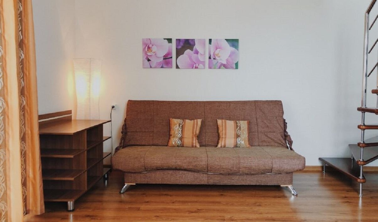 rooms-trpl-23-floor-2-rooms