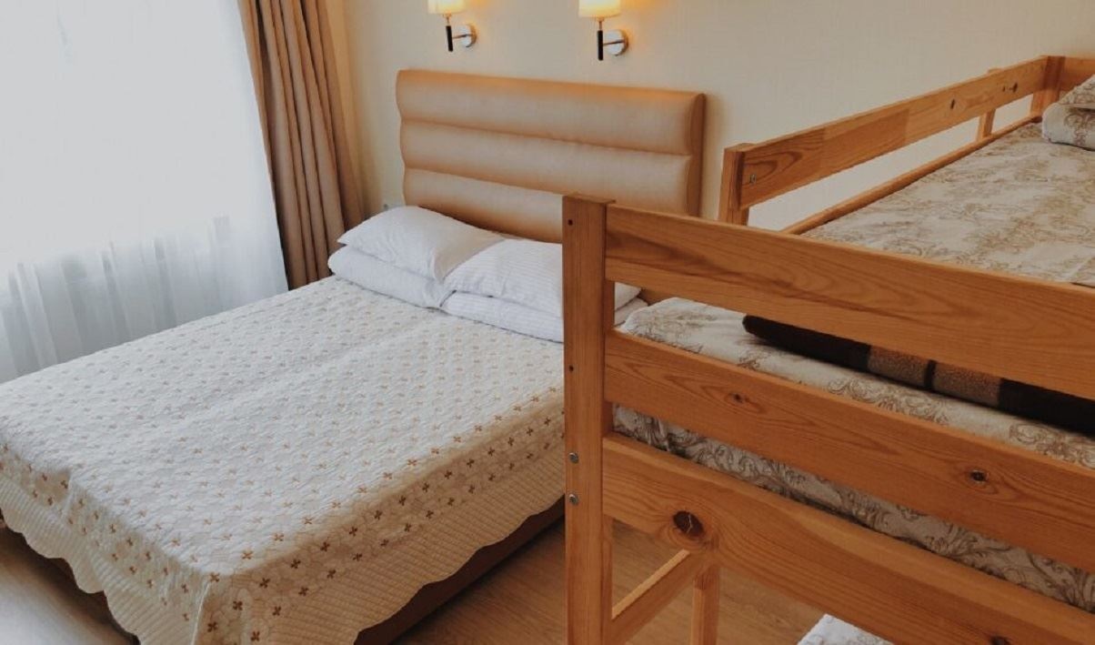 rooms-luxe-with-kitchen