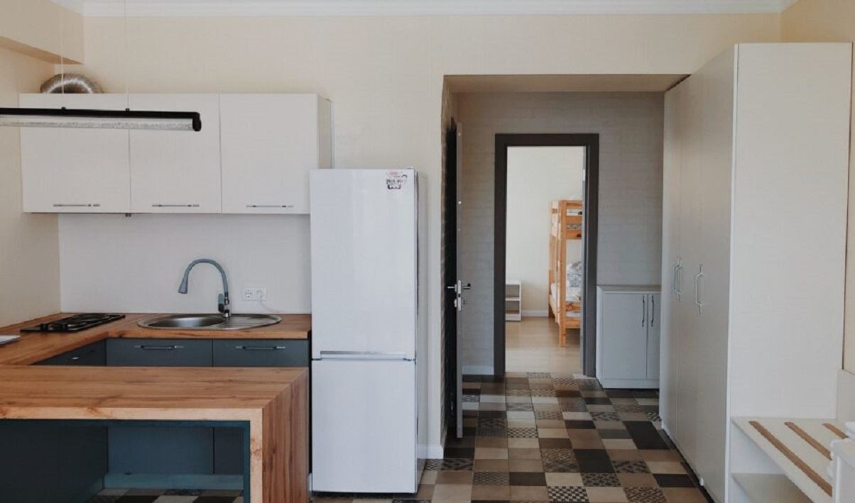 rooms-luxe-with-kitchen