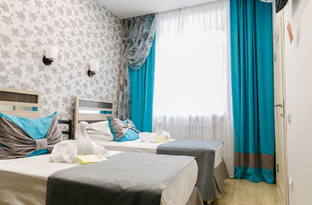 rooms-2bed-standard-mini-building-1