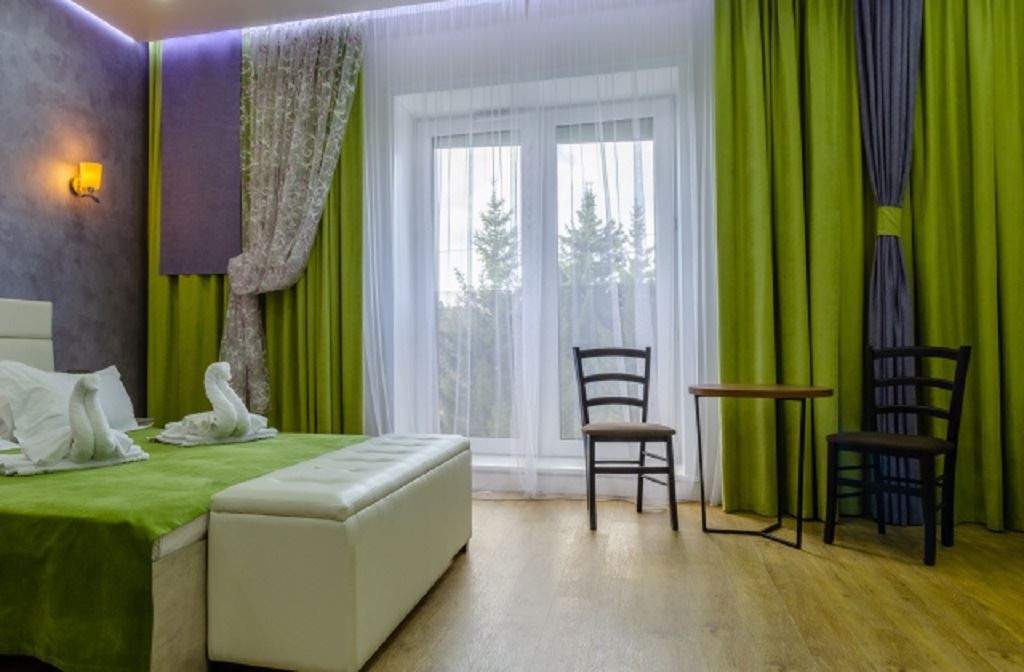 rooms-2bed-junior-suite-building-2