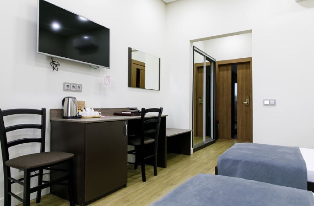 rooms-2local-standard-building-2