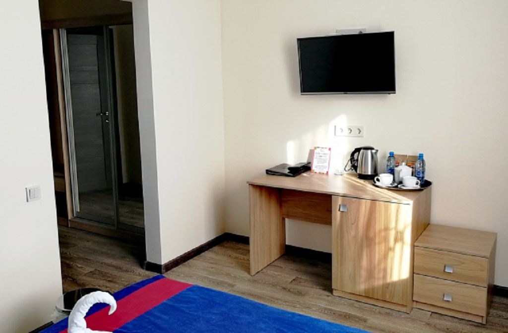 rooms-2bed-2-categories-404-405