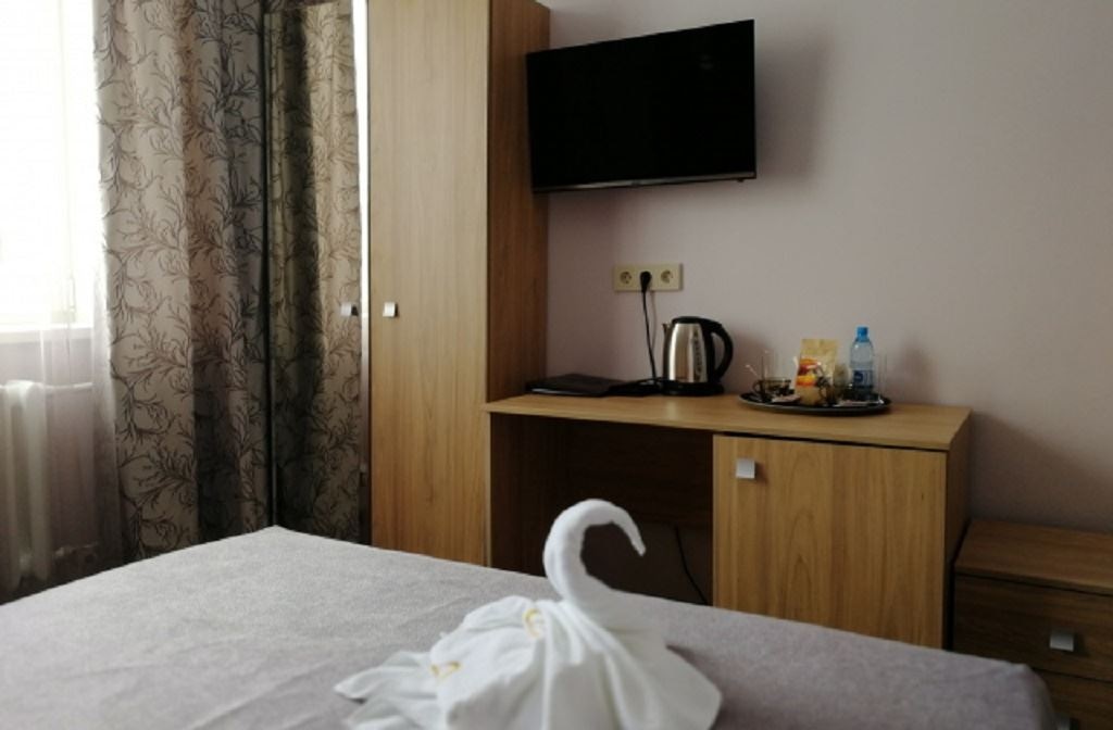 rooms-2bed-2-categories-404-405