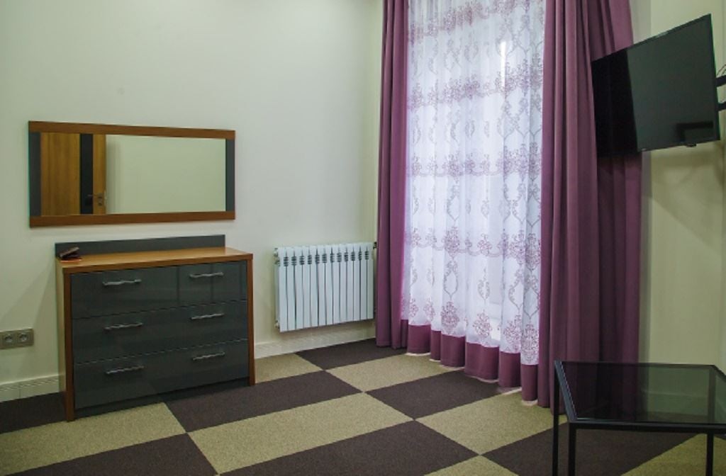 rooms-2bed-suite-bldg2
