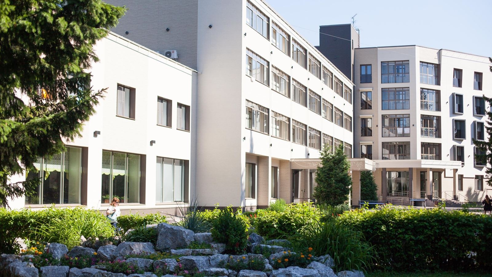 general-main-building