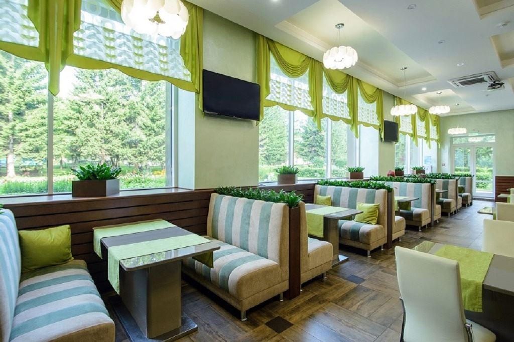 restaurants-restaurant