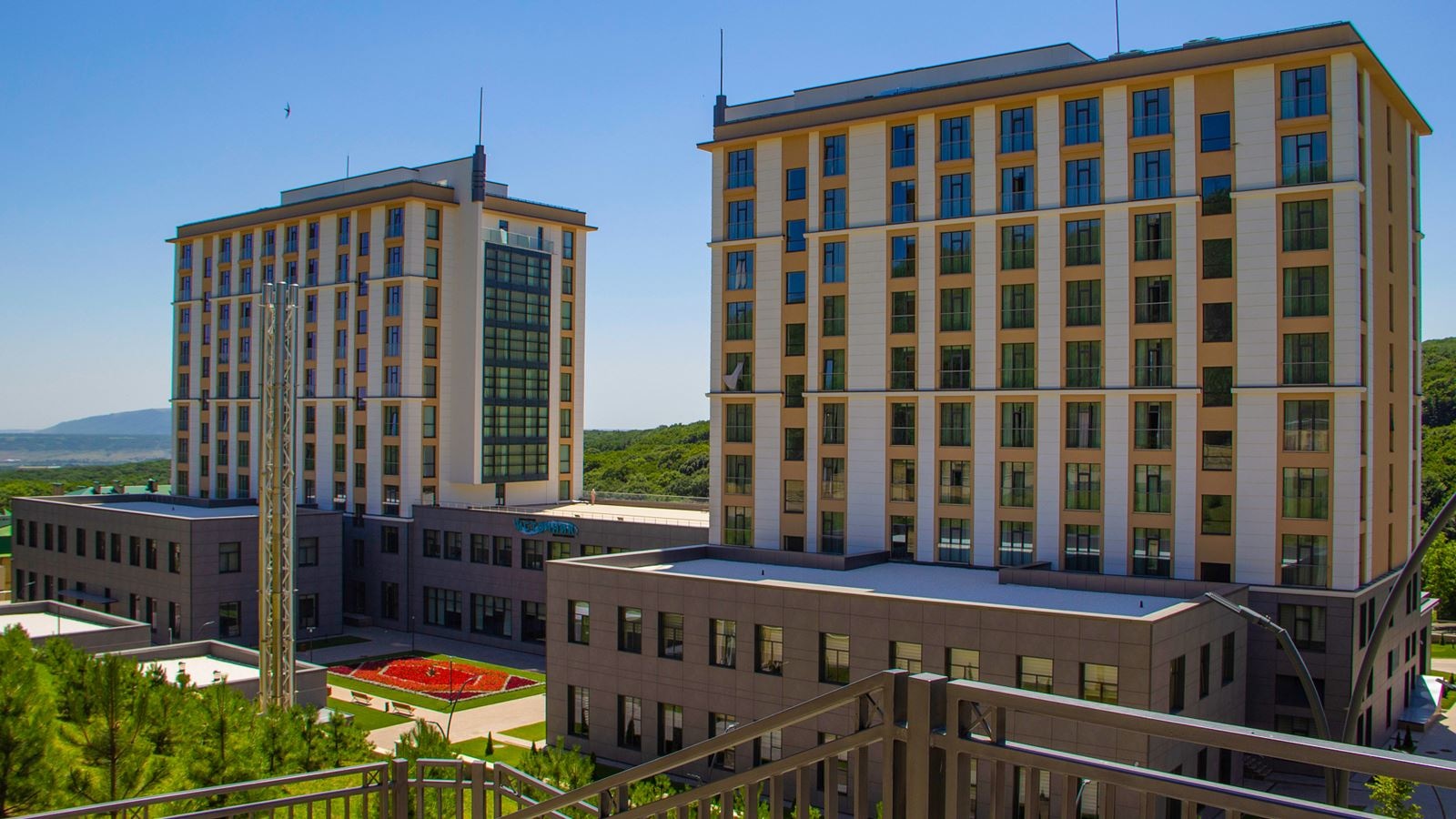 general-main-building