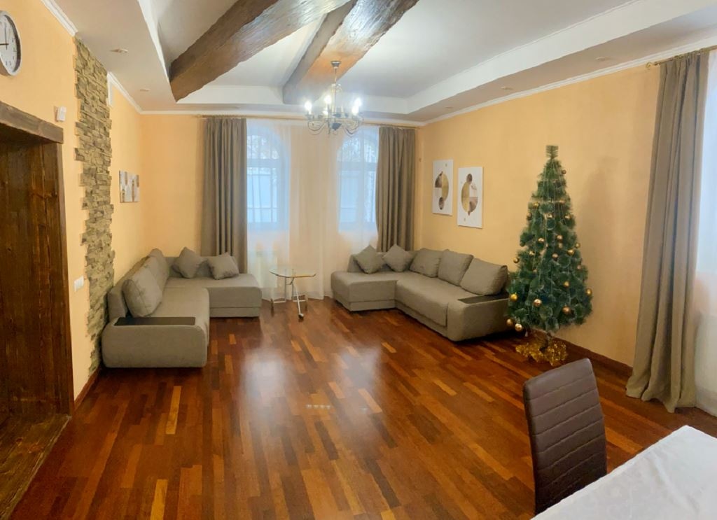 rooms-6bed-cottage-manor5