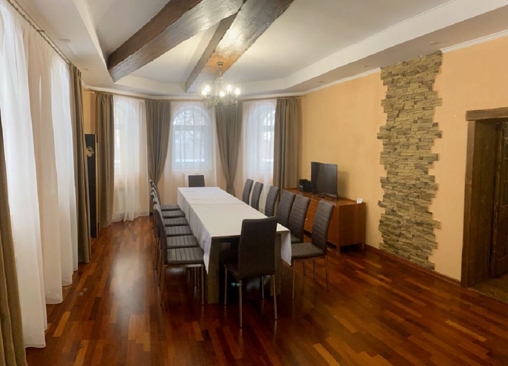 rooms-6bed-cottage-manor5