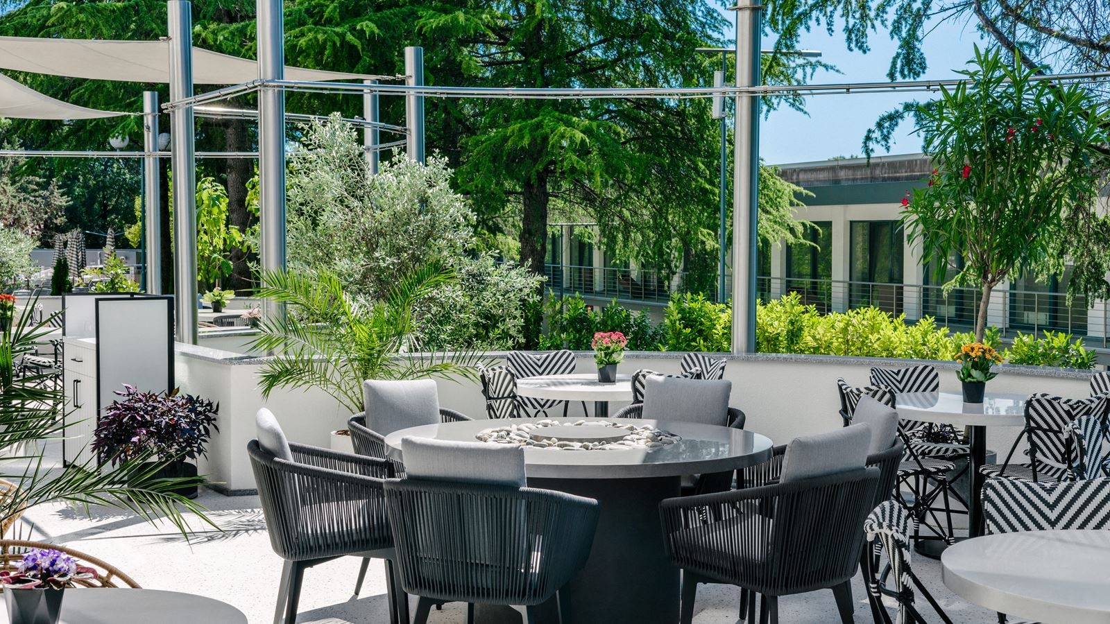 restaurants-restoran