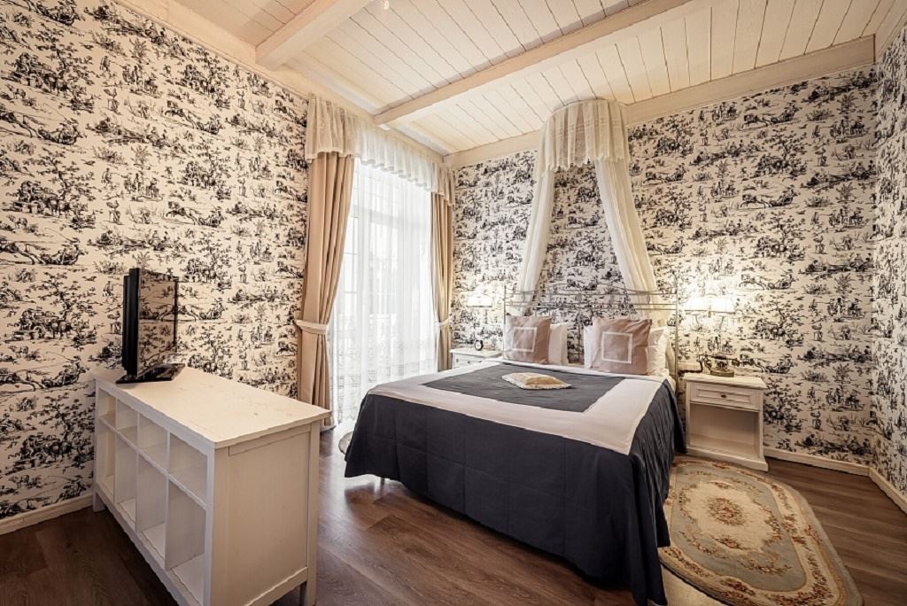 rooms-superior-junior-suite-with-balcony