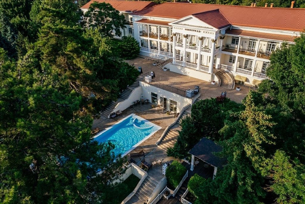 general-main-building