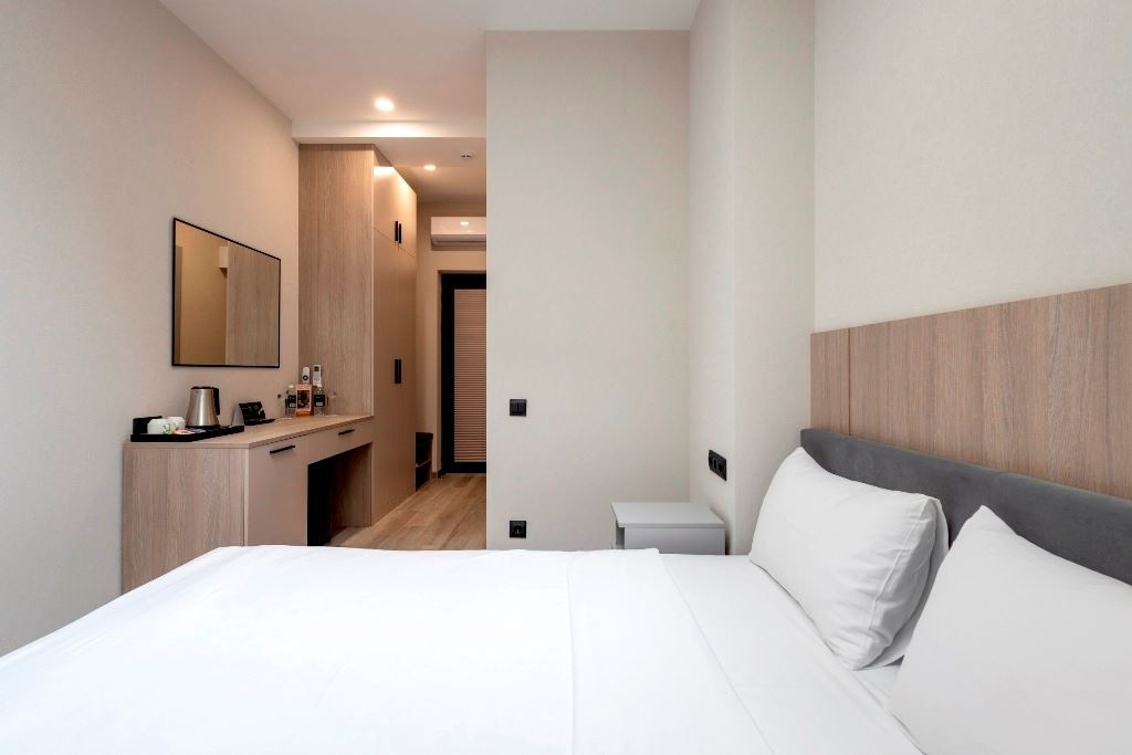 rooms-economy-litehttpscontentodeontourscomaccommodationinfosheetgetupdateinfosheet28395infosheetroom17llanguage1name