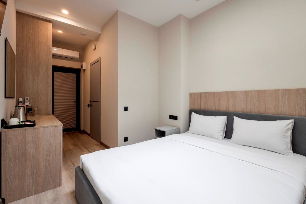 rooms-economy-litehttpscontentodeontourscomaccommodationinfosheetgetupdateinfosheet28395infosheetroom17llanguage1name