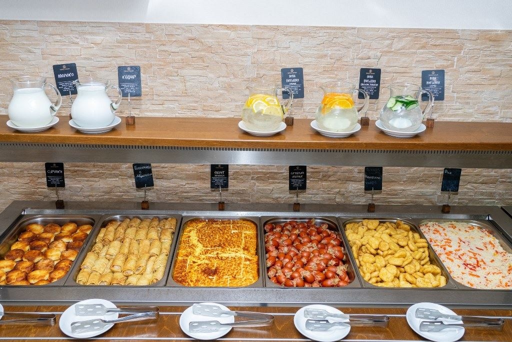 restaurants-restaurant