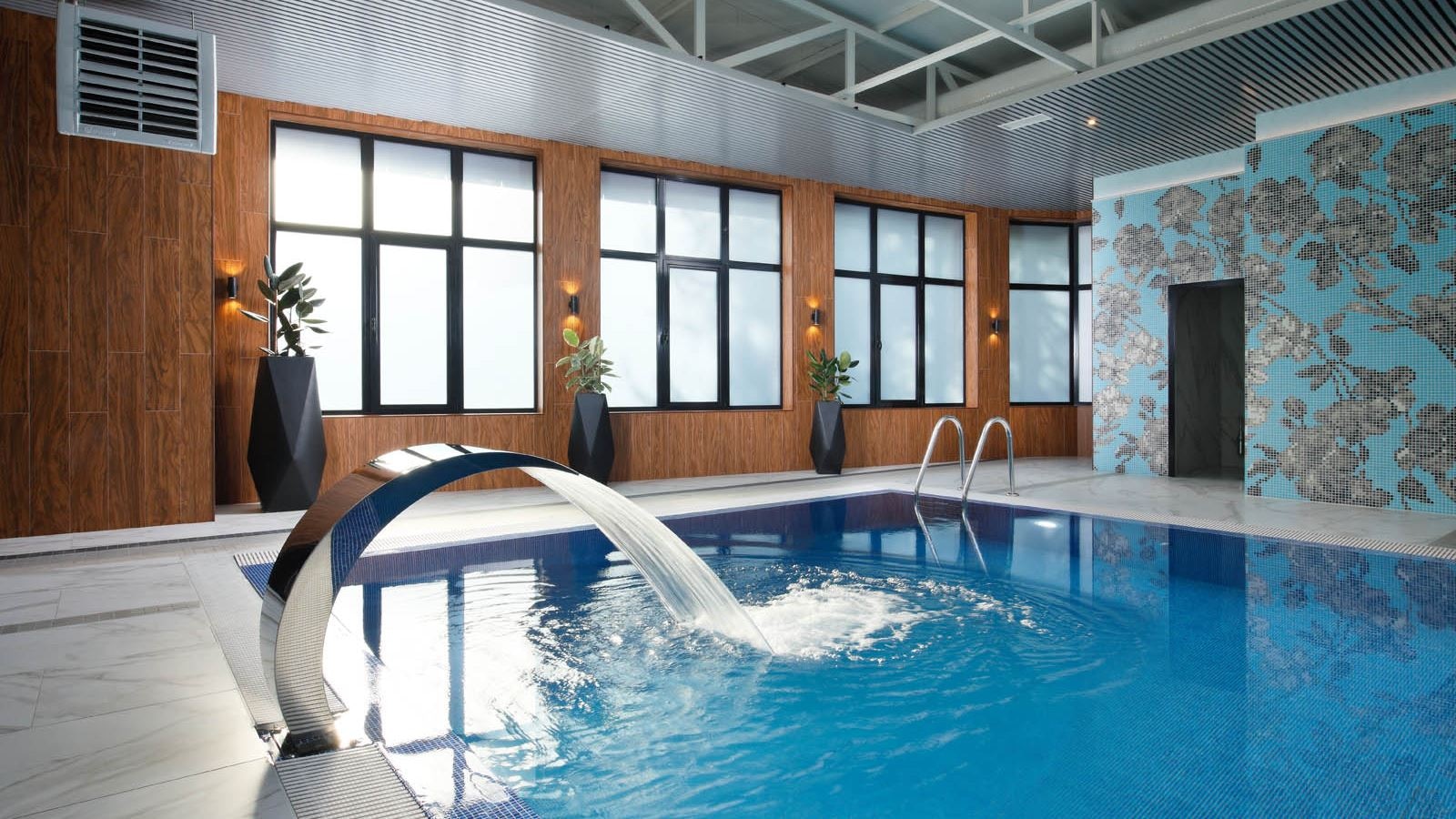 pools-indoor-pool
