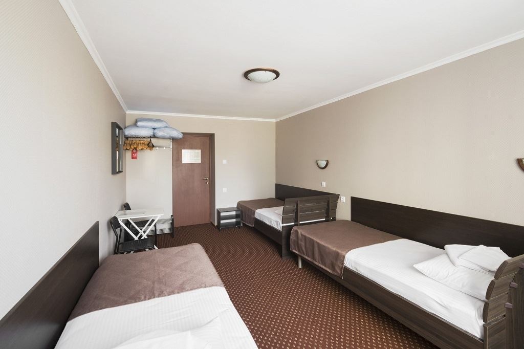 rooms-triple-economy-without-balcony