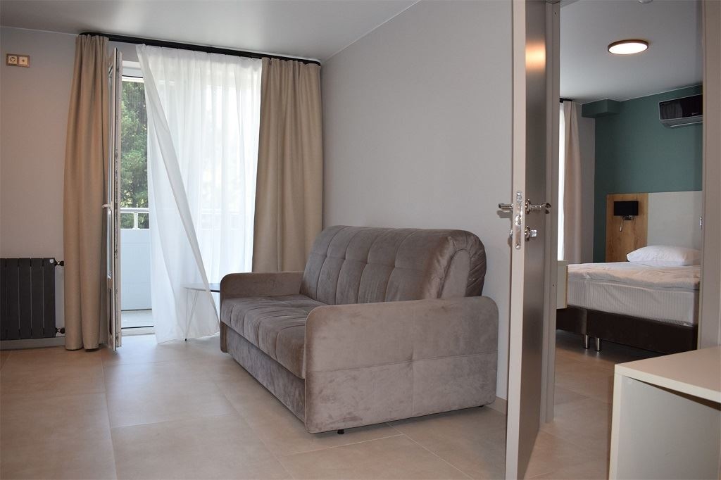 rooms-apartament-2-room-with-balcony