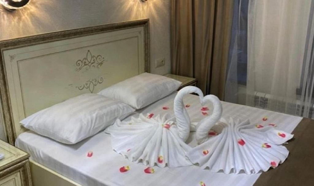 rooms-deluxe-river-wiew