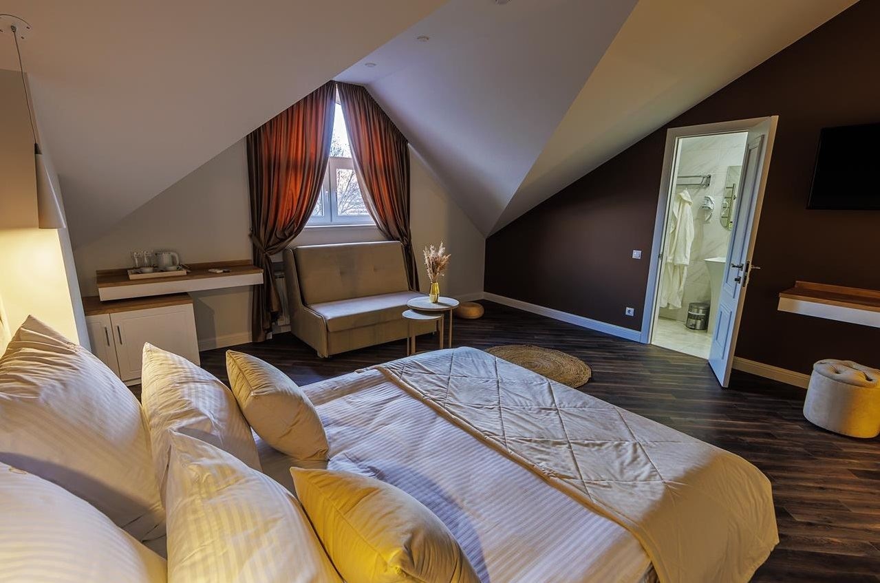 rooms-джуниор-мансарда