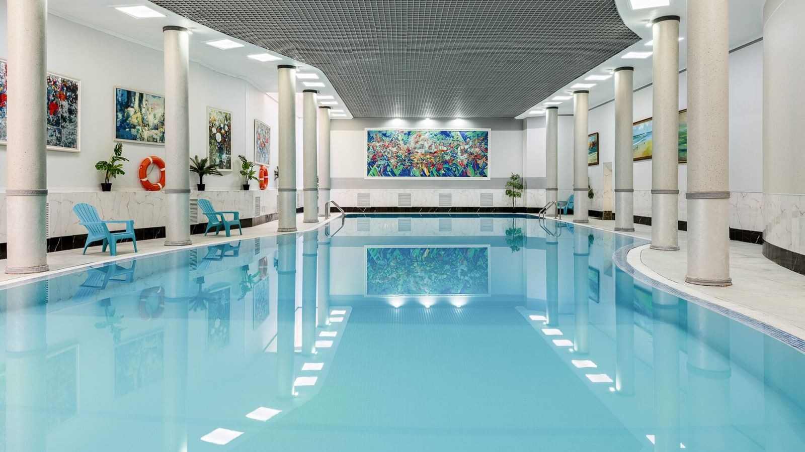 pools-indoor-pool