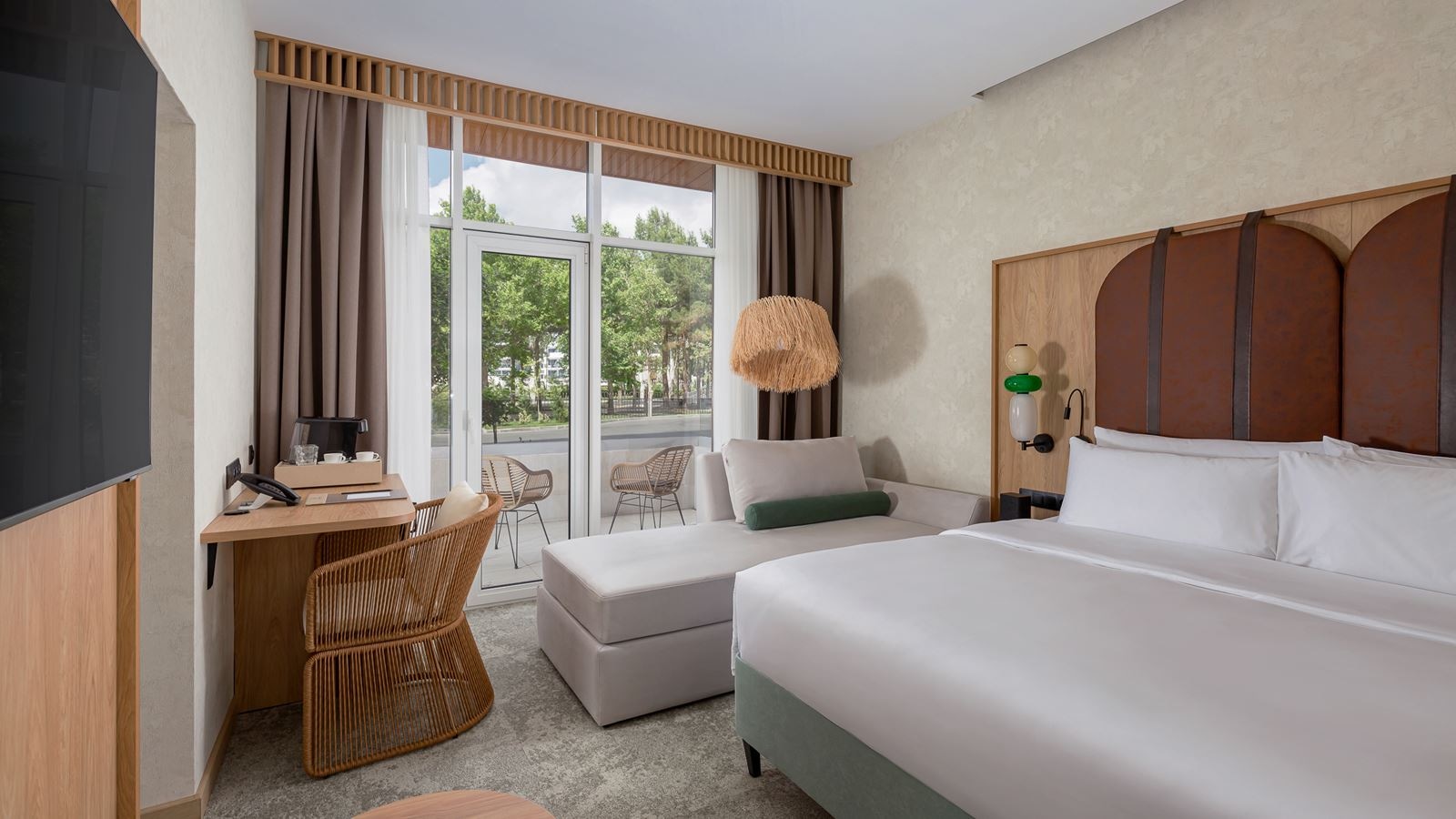 rooms-deluxe-garden-view-with-terrace