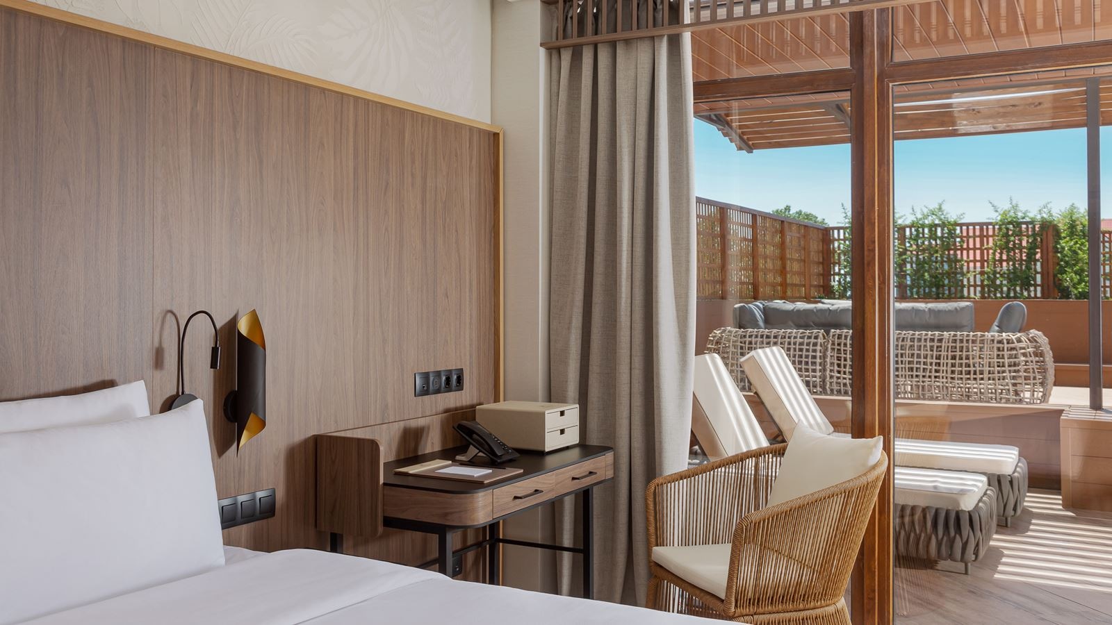 rooms-grand-terrace-suite