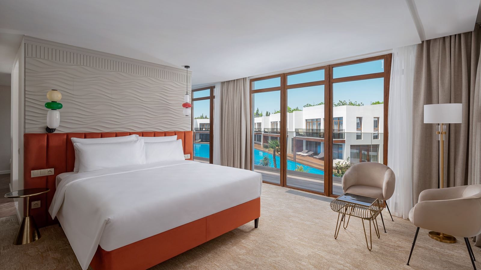 rooms-family-pool-villa