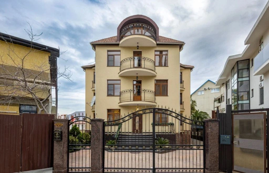 general-main-building