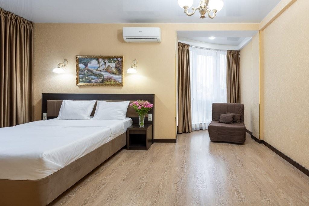 rooms-comfort-with-balcony