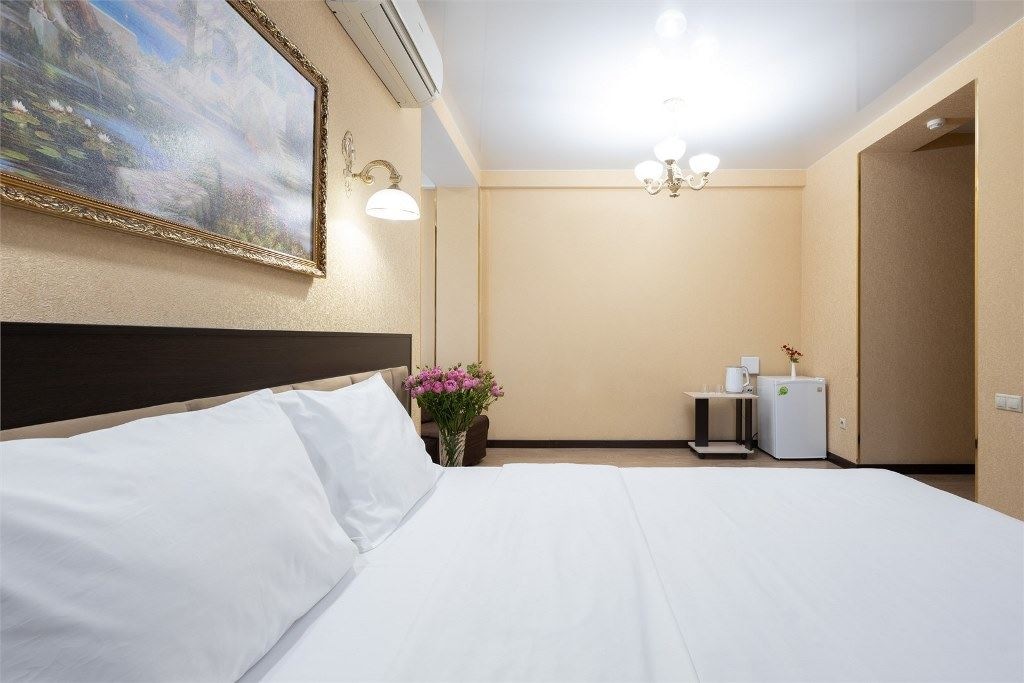 rooms-comfort-with-balcony