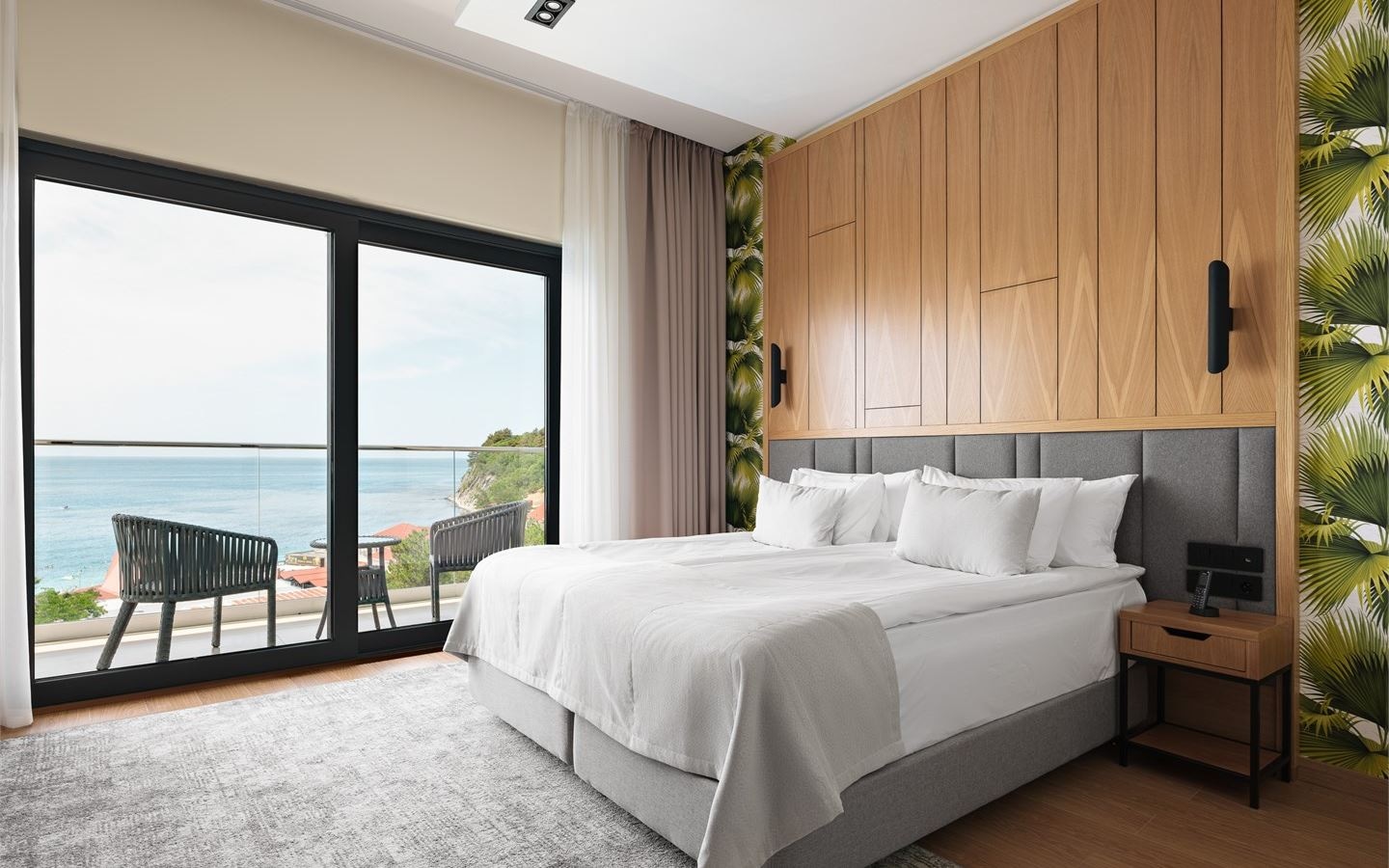 rooms-стандарт-вид-на-море