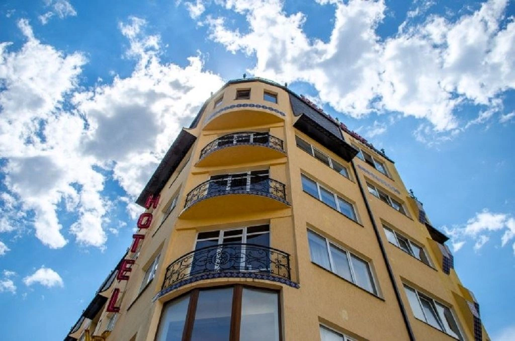 general-main-building