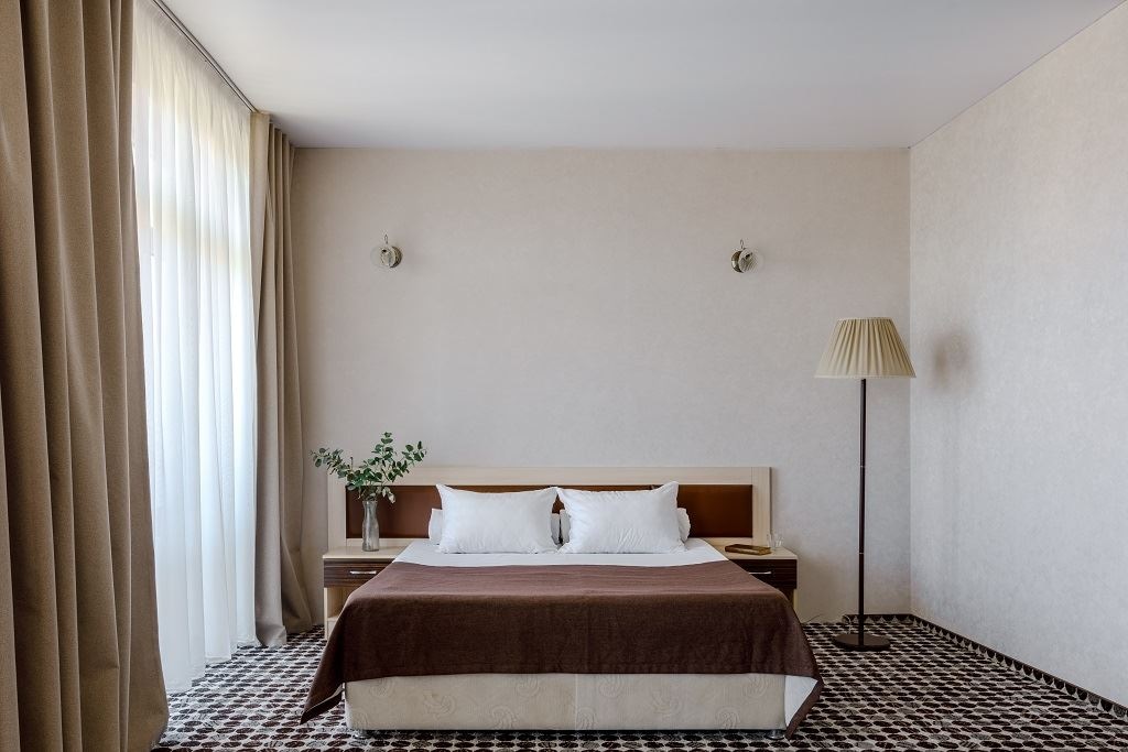 rooms-двухместный-двухкомнатный-номер-люкс