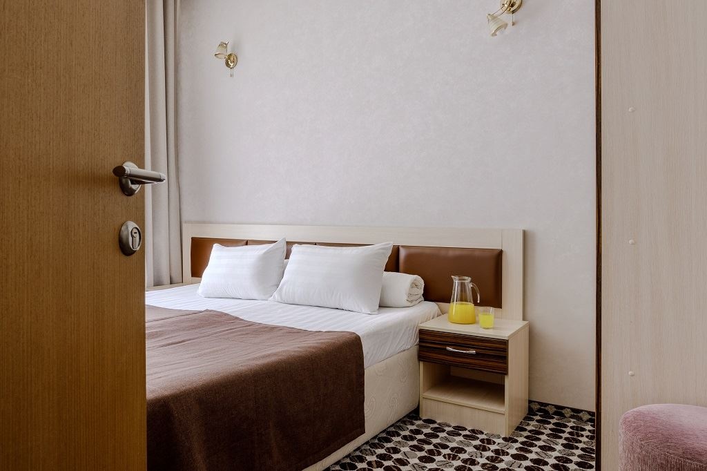 rooms-четырехместный-двухкомнатный-семейный