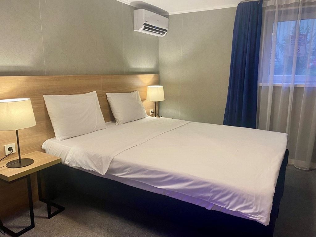 rooms-dbl-first-flor-cottege