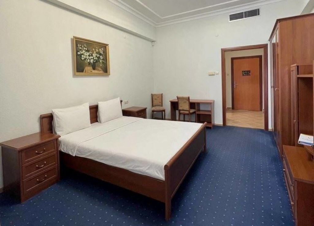 rooms-standart-balcony-side-sea-view