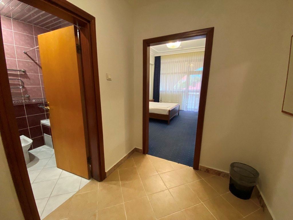 rooms-standart-balcony-side-sea-view