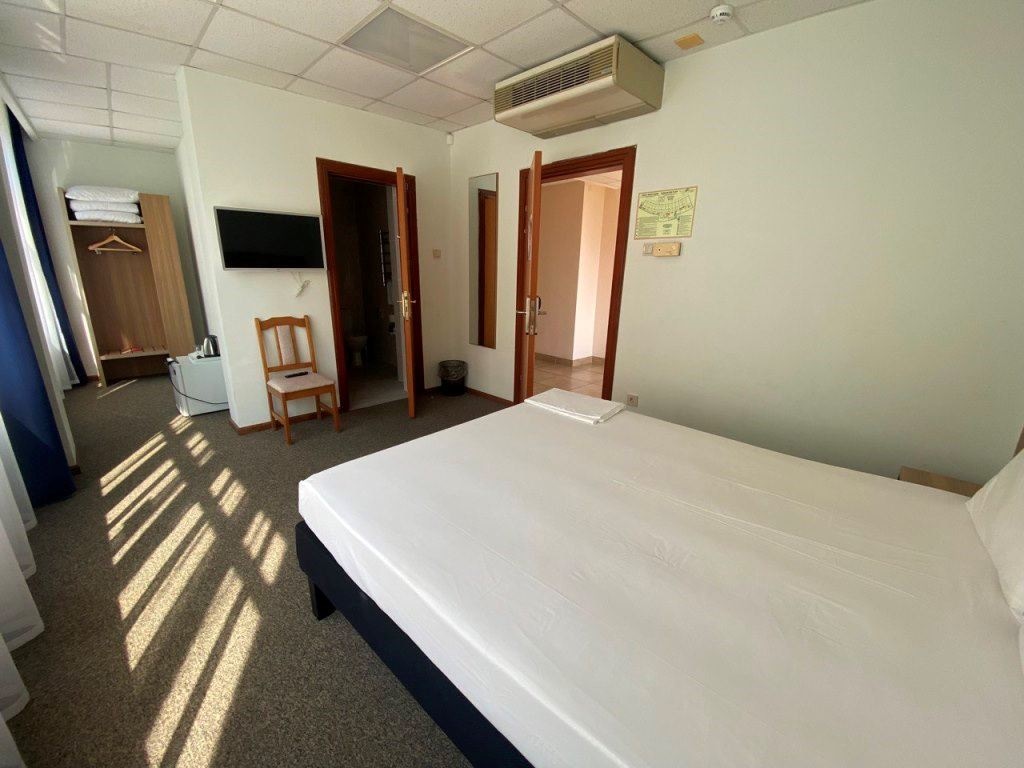 rooms-standart-dbl-glavniy-korp