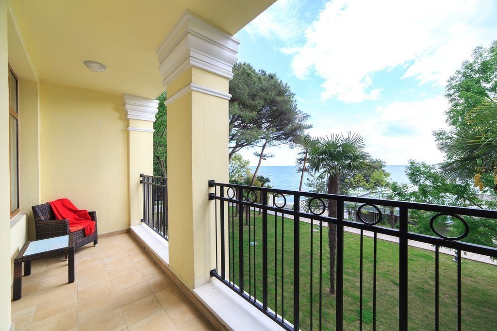 rooms-junior-suite-spalniy