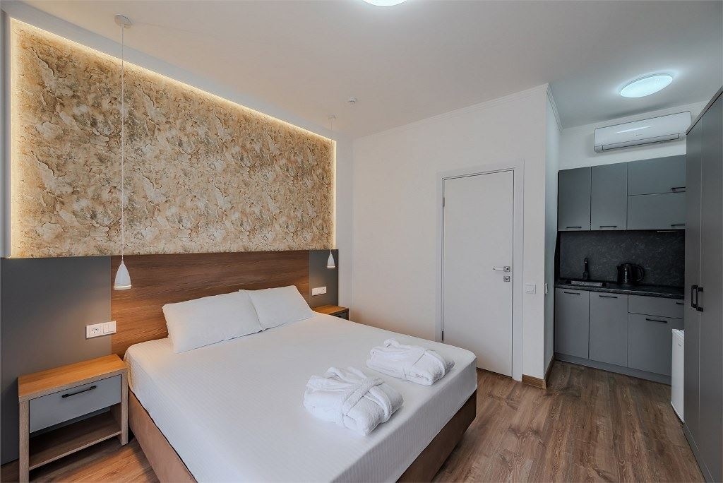 rooms-studio-superior