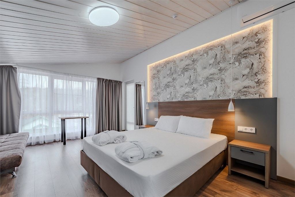 rooms-studoi-with-balcony