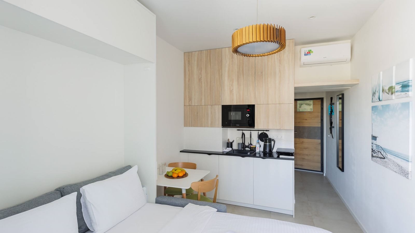 rooms-стандарт-трехместный-с-балконом