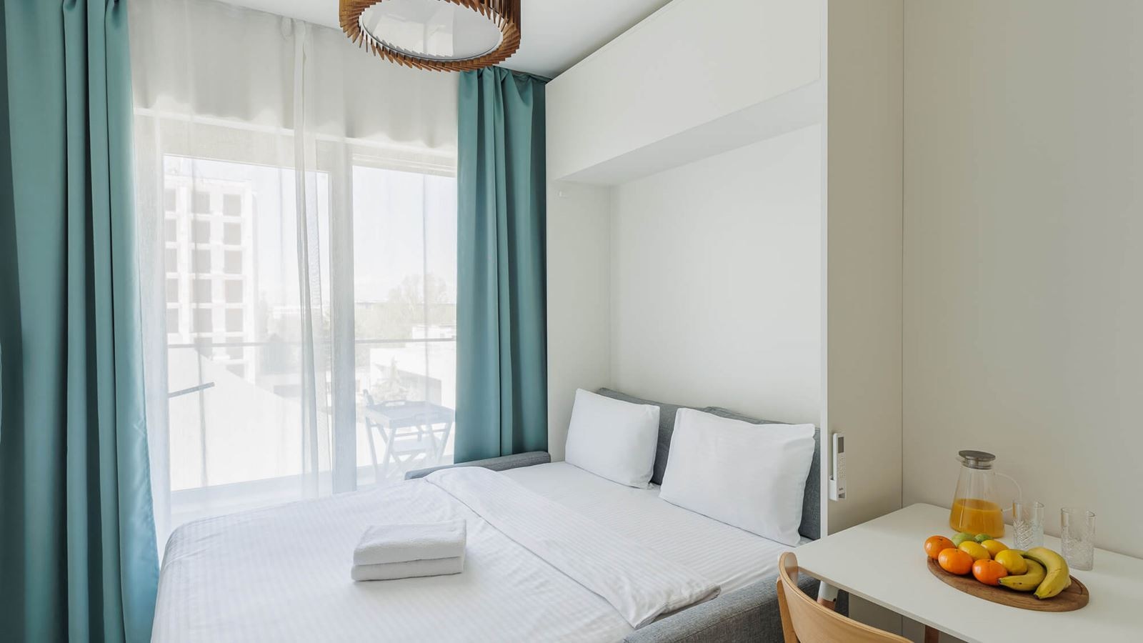 rooms-стандарт-с-балконом